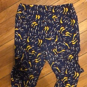 LulaRoe Duck Printed OS Leggings